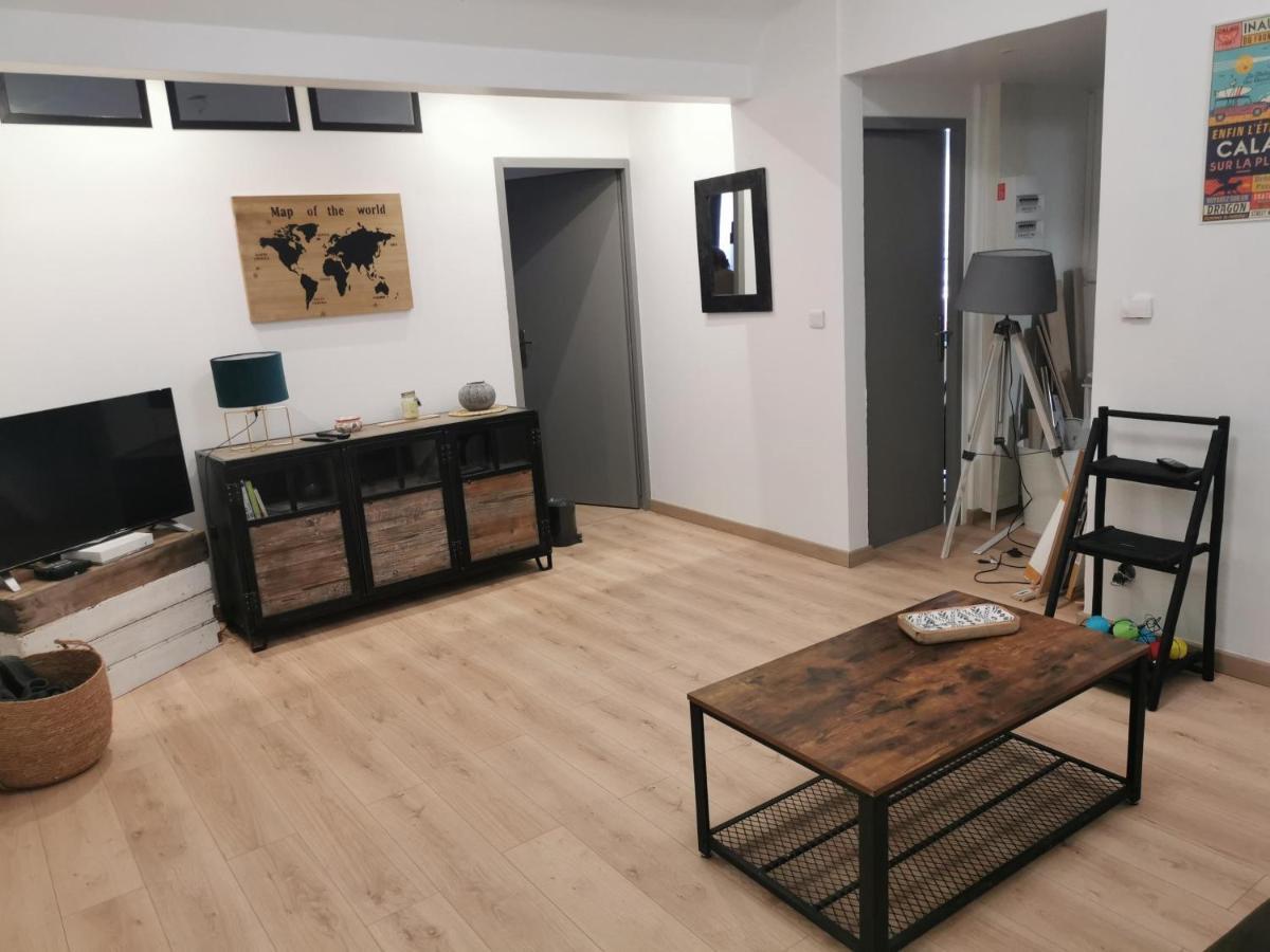 Au Kaycedra Apartment กาเลส์ ภายนอก รูปภาพ