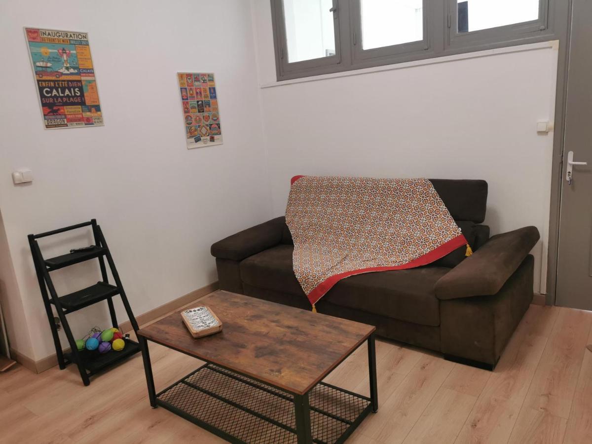Au Kaycedra Apartment กาเลส์ ภายนอก รูปภาพ